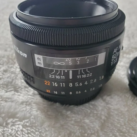 Nikon AF NIKKOR 50mm 1:1.8 Lens Vintage - Picture 9 of 9